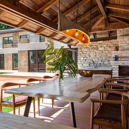 Villa Balkida - *